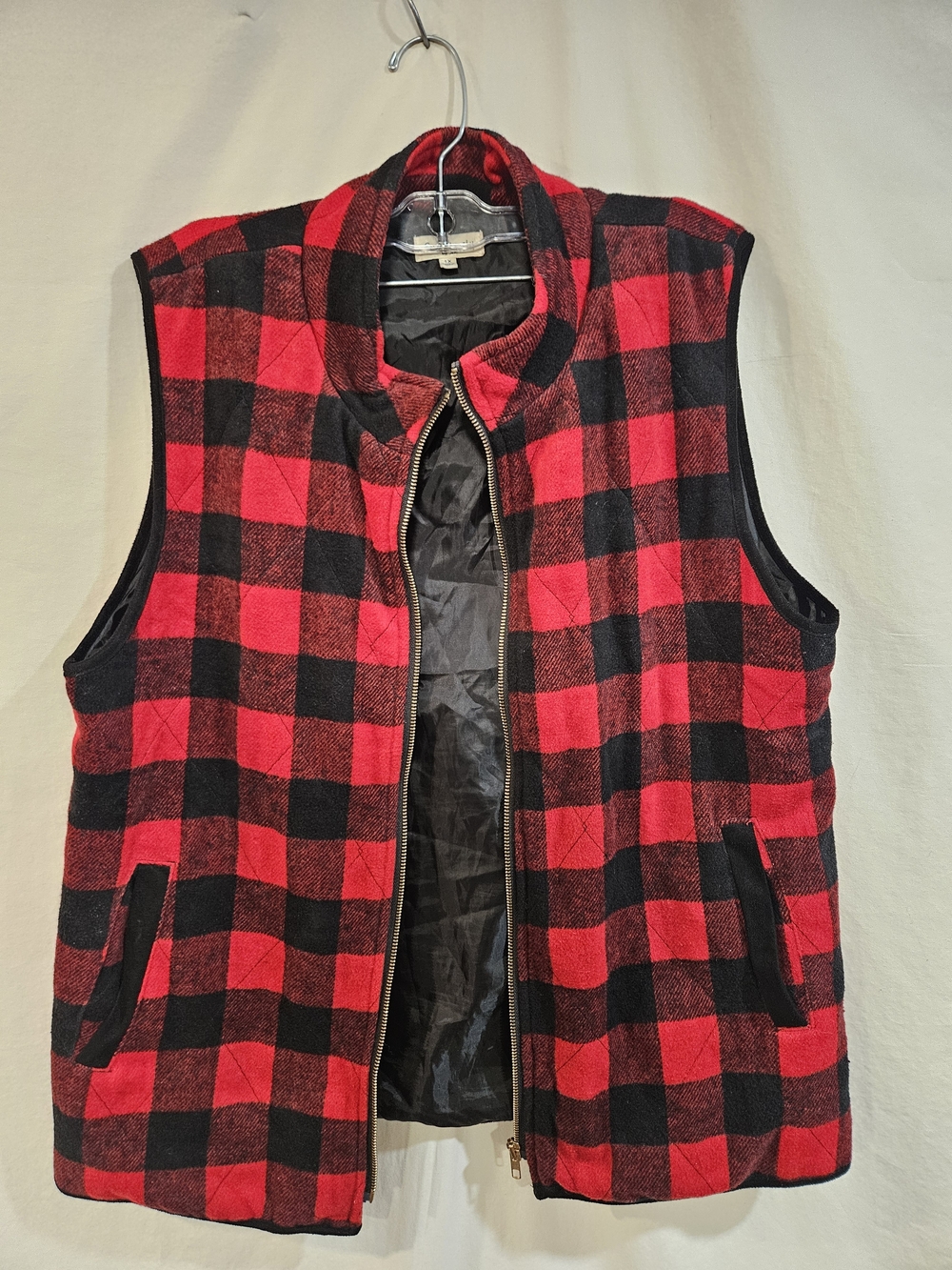 Women’s Red & Black Plaid Quilted Vest - Sleeveless Zip Front